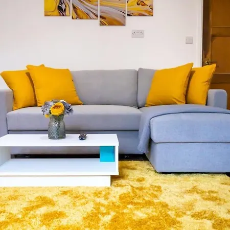 Cosy 1 Bed Leeds Leeds 4 *