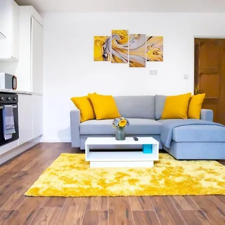 Cosy 1 Bed Leeds Leeds 4